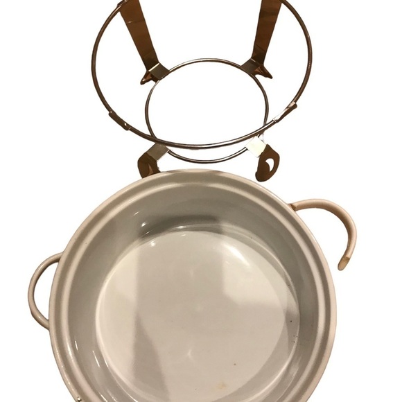 home Other - Home Portelan dish whit support​​​​​​​​​​